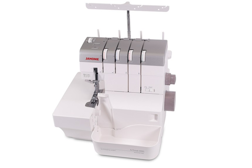 Shopty Macchina taglia e cuci Janome Air Thread 2000D Promozione