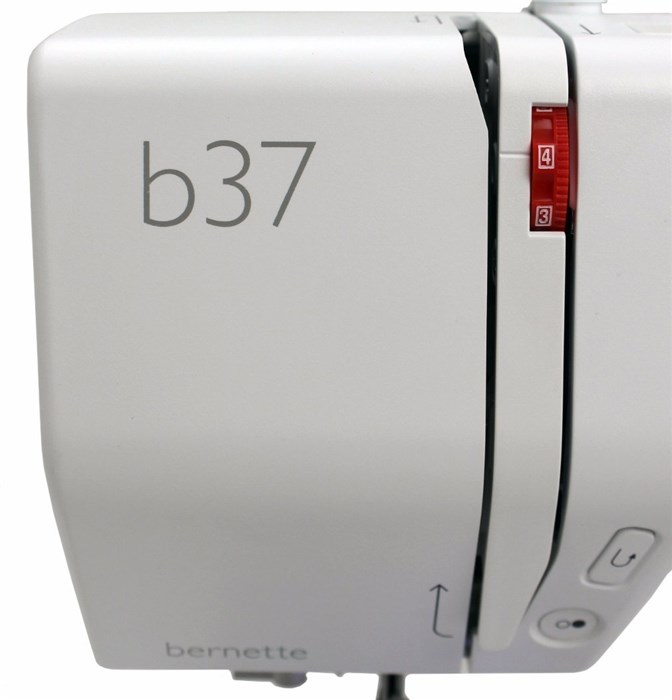 Shopty Macchina per cucire elettronica Bernette B37 Sconto
