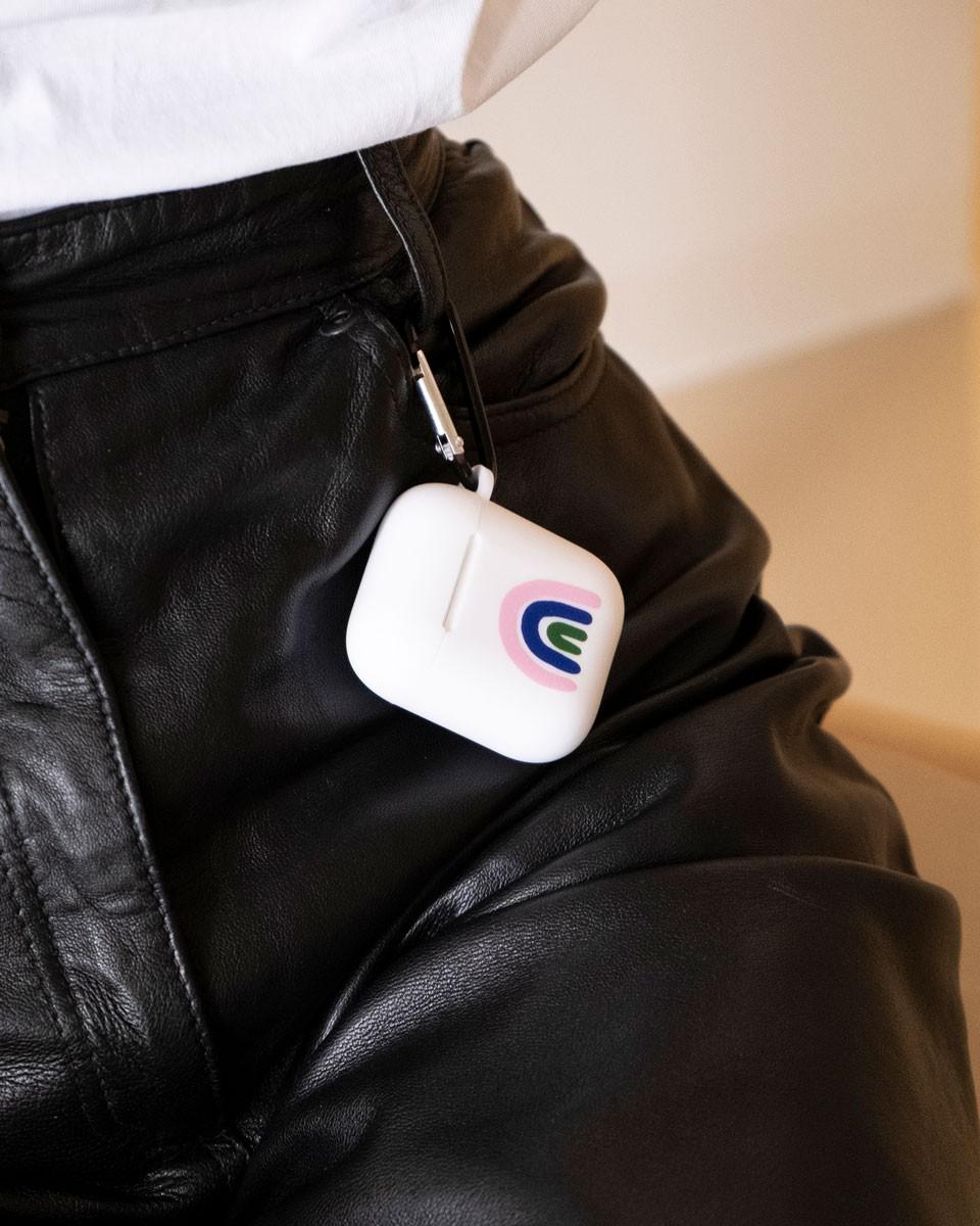 Wood'd AirPods Case Rainbow White Qualità Garantita